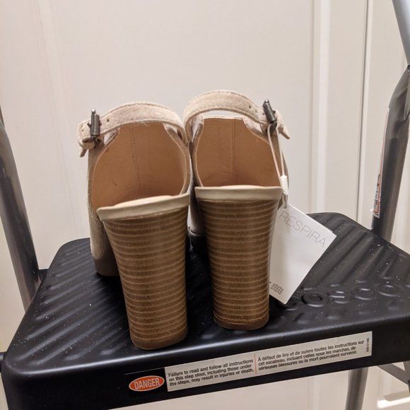 Geox Block Heel Peeptop Booties - Picture 6 of 15